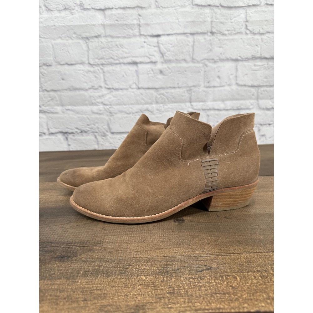 Dolce Vita Suede Ankle‎ Booties Tan/Taupe Block Heel Cutout Side Women Size 8.5
